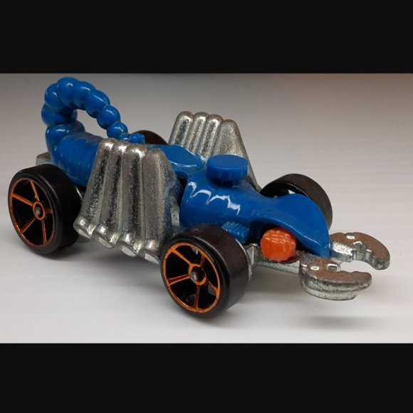 Hot Wheels Mattel Blue Eevil Weevil - Picture 1 of 7